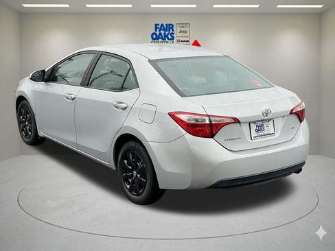 Used 2015 Toyota Corolla LE FWD image 8