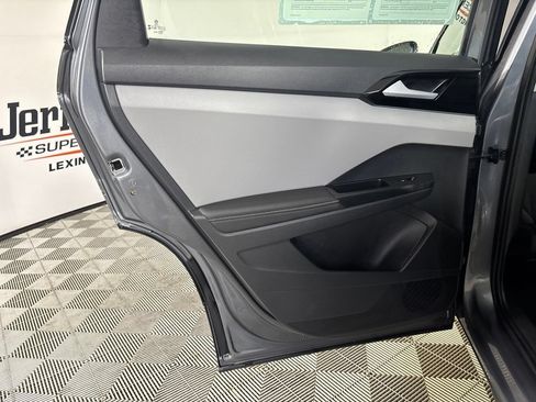 Used 2024 Volkswagen Taos S FWD image 20