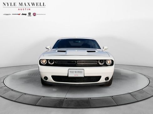 Used 2023 Dodge Challenger SXT RWD image 18