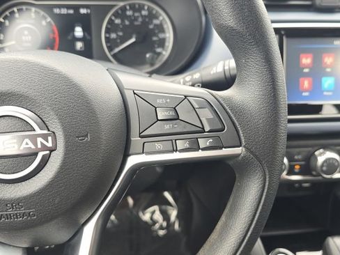 Used 2024 Nissan Versa SV w/ Trunk Package image 23