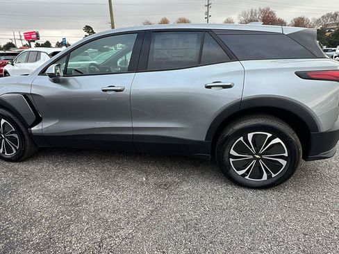 New 2026 Chevrolet Blazer EV LT AWD/4WD image 8