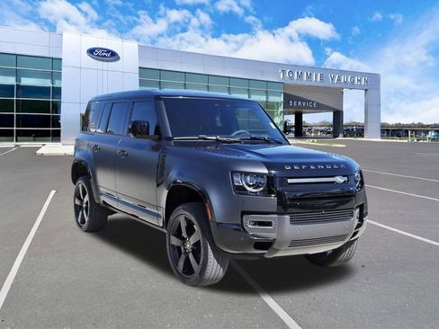 Used 2023 Land Rover Defender 110 Carpathian Edition image 6