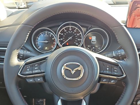 New 2025 MAZDA CX-5 Carbon Edition image 17