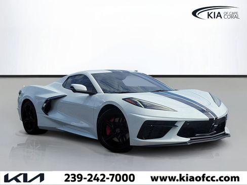 Used 2022 Chevrolet Corvette Stingray Preferred Conv w/ Z51 Performance Package RWD image 1