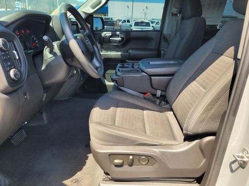 Used 2024 Chevrolet Silverado 1500 Custom Trail Boss AWD/4WD image 15