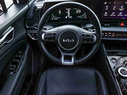 Certified 2023 Kia Sportage X-Line image 16