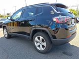Used 2019 Jeep Compass Latitude image 4