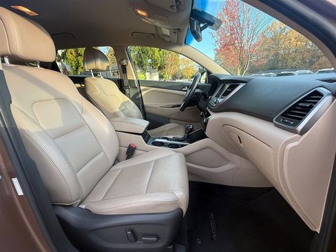 Used 2017 Hyundai Tucson SE Plus image 22
