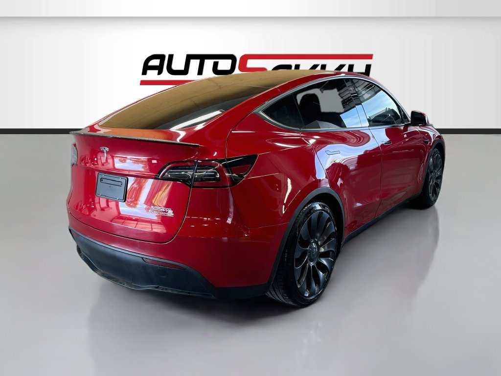 Used 2023 Tesla Model Y Performance AWD/4WD image 7