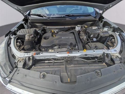 Used 2022 Chevrolet Equinox LT FWD image 35