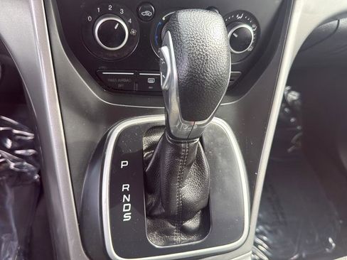 Used 2013 Ford Escape SE image 16