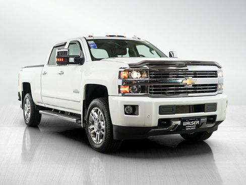 Used 2015 Chevrolet Silverado 2500 High Country w/ Duramax Plus Package AWD/4WD image 7