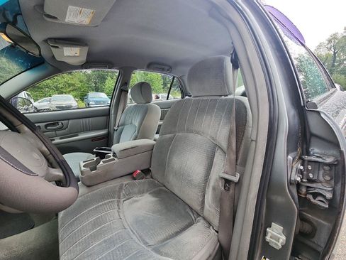 Used 2004 Buick Century Custom FWD image 18
