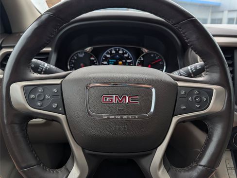 Used 2018 GMC Acadia Denali w/ Technology Package FWD image 24
