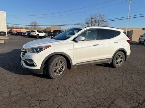 Used 2017 Hyundai Santa Fe Sport image 15