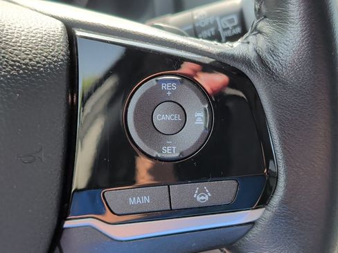 Used 2019 Honda Pilot Touring image 13