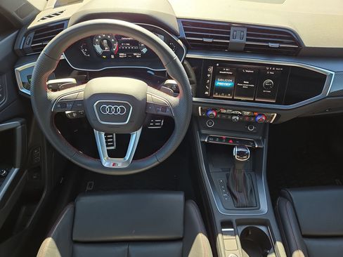 Used 2025 Audi Q3 2.0T Premium Plus w/ Premium Plus Package AWD/4WD image 14