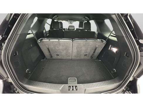 Used 2025 Ford Explorer ST-Line w/ ST-Line Street Pack AWD/4WD image 20