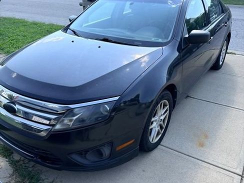 Used 2010 Ford Fusion S FWD image 4