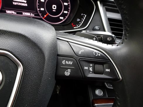 Used 2018 Audi Q5 2.0T Premium Plus w/ Premium Plus Package image 19