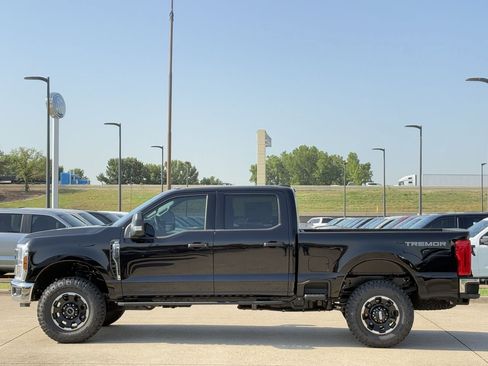 New 2026 Ford F250 XLT w/ Tremor Off-Road Package AWD/4WD image 3