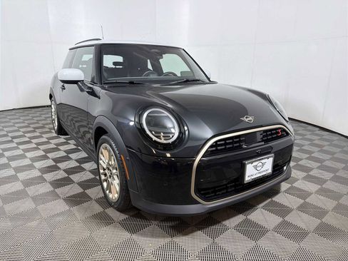 Certified 2025 MINI Cooper S image 2