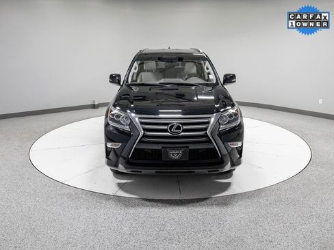 Used 2018 Lexus GX 460 image 29
