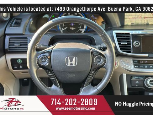 Used 2015 Honda Accord Touring image 19