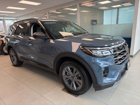 New 2026 Ford Explorer Active image 1