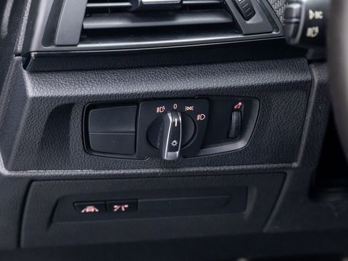 Used 2017 BMW M2 Base image 18