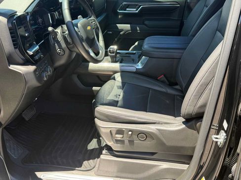 Used 2024 Chevrolet Silverado 1500 LTZ w/ LTZ Premium Package AWD/4WD image 14