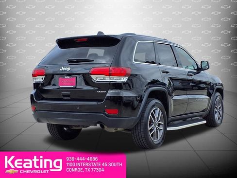 Used 2020 Jeep Grand Cherokee Laredo w/ 18" Wheel & 8.4" Radio Group RWD image 8