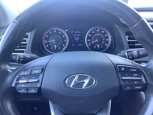 Used 2020 Hyundai Elantra Limited FWD image 16