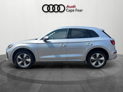 Used 2023 Audi Q5 2.0T Premium Plus w/ Premium Plus Package AWD/4WD image 2