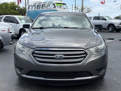 Used 2013 Ford Taurus SE image 12