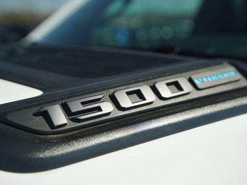 New 2026 RAM 1500 Laramie w/ Night Edition AWD/4WD image 39