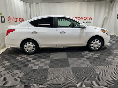 Used 2018 Nissan Versa SV FWD image 10