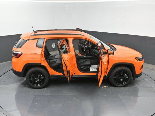 Used 2026 Jeep Compass Latitude AWD/4WD image 56