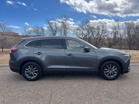 Used 2021 MAZDA CX-9 Touring image 2