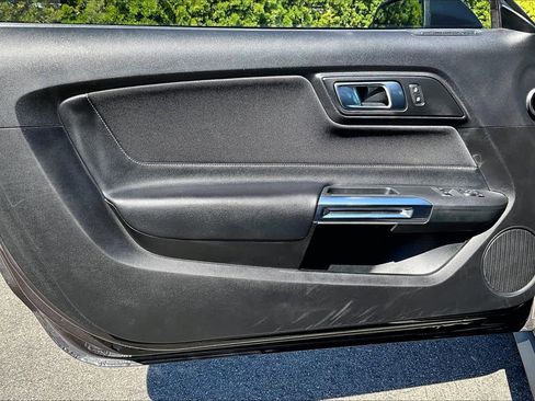Used 2022 Ford Mustang GT image 20