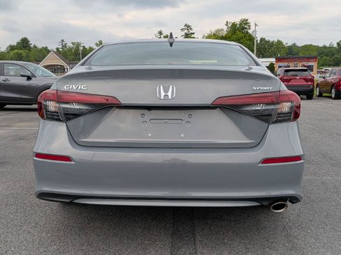 Certified 2025 Honda Civic Sport image 9