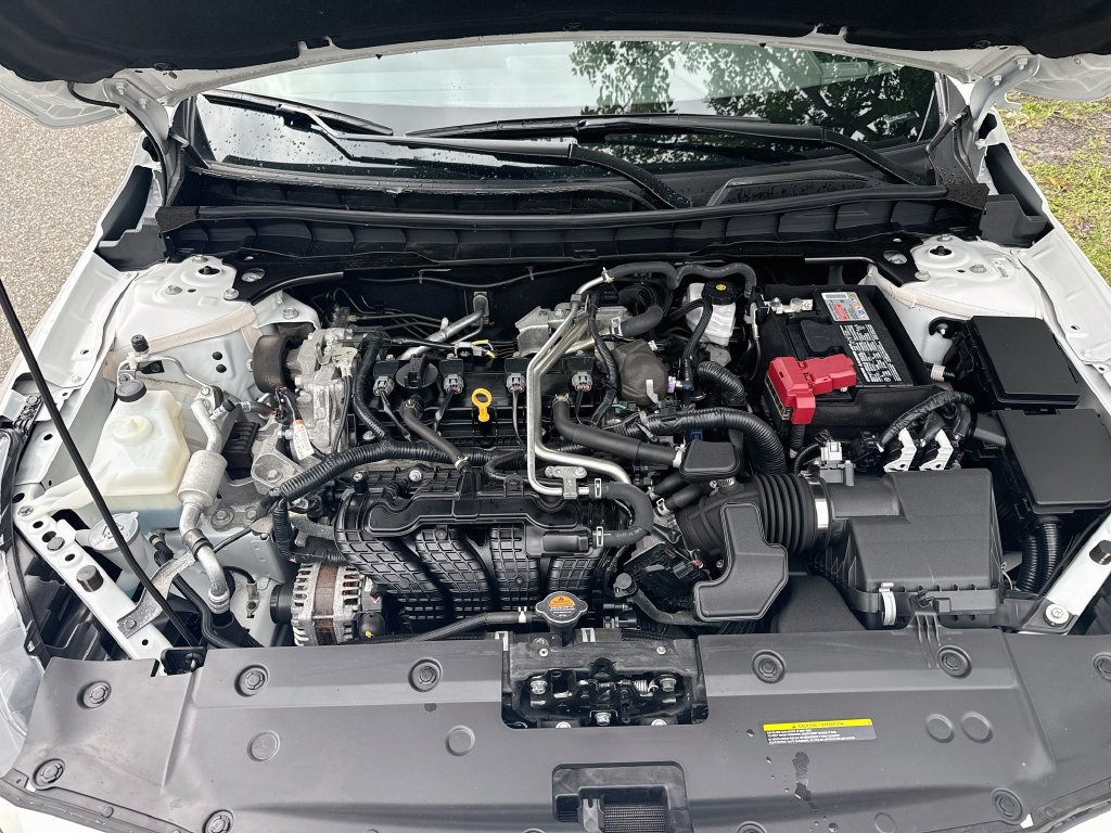 Used 2024 Nissan Altima 2.5 SV FWD image 32