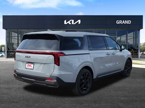 New 2025 Kia Carnival SX Prestige image 25