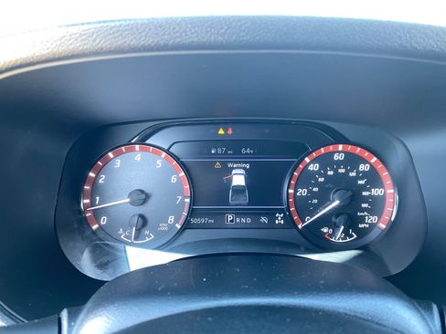 Used 2024 Nissan Frontier PRO-4X AWD/4WD image 29