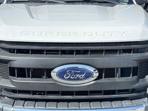 Used 2022 Ford F250 XL w/ Power Equipment Group AWD/4WD image 27