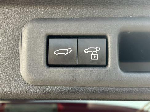 Certified 2023 Toyota Sequoia Capstone AWD/4WD image 24