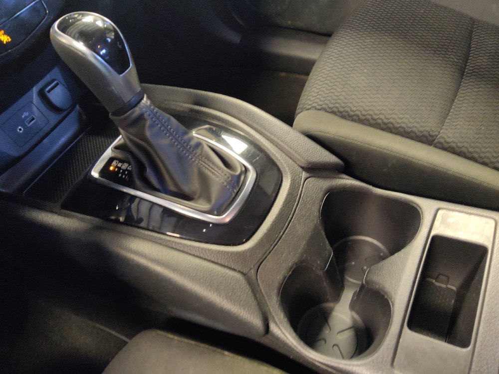 Used 2020 Nissan Rogue Sport S w/ Appearance Package FWD image 26