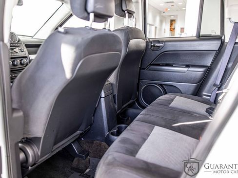 Used 2017 Jeep Compass Sport w/ Power Value Group image 30