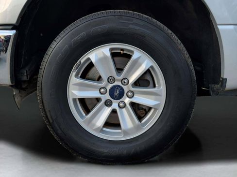 Used 2015 Ford F150 XLT image 40