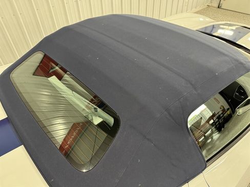 Used 2014 Chevrolet Corvette Stingray Convertible image 32